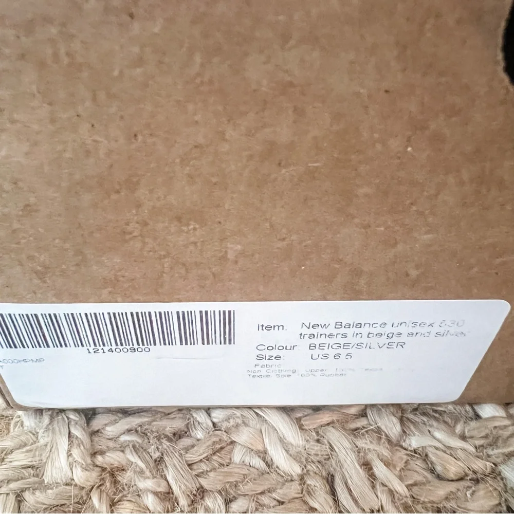 NWT New Balance 530 Beige Silver Women’s Size Men 6.5/Women 8 - Picture 12 of 12